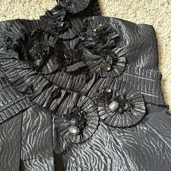 BCBGMaxAzria Gunmetal Brocade Embellished One Shoulder  Dress size 2 - Picture 8 of 8